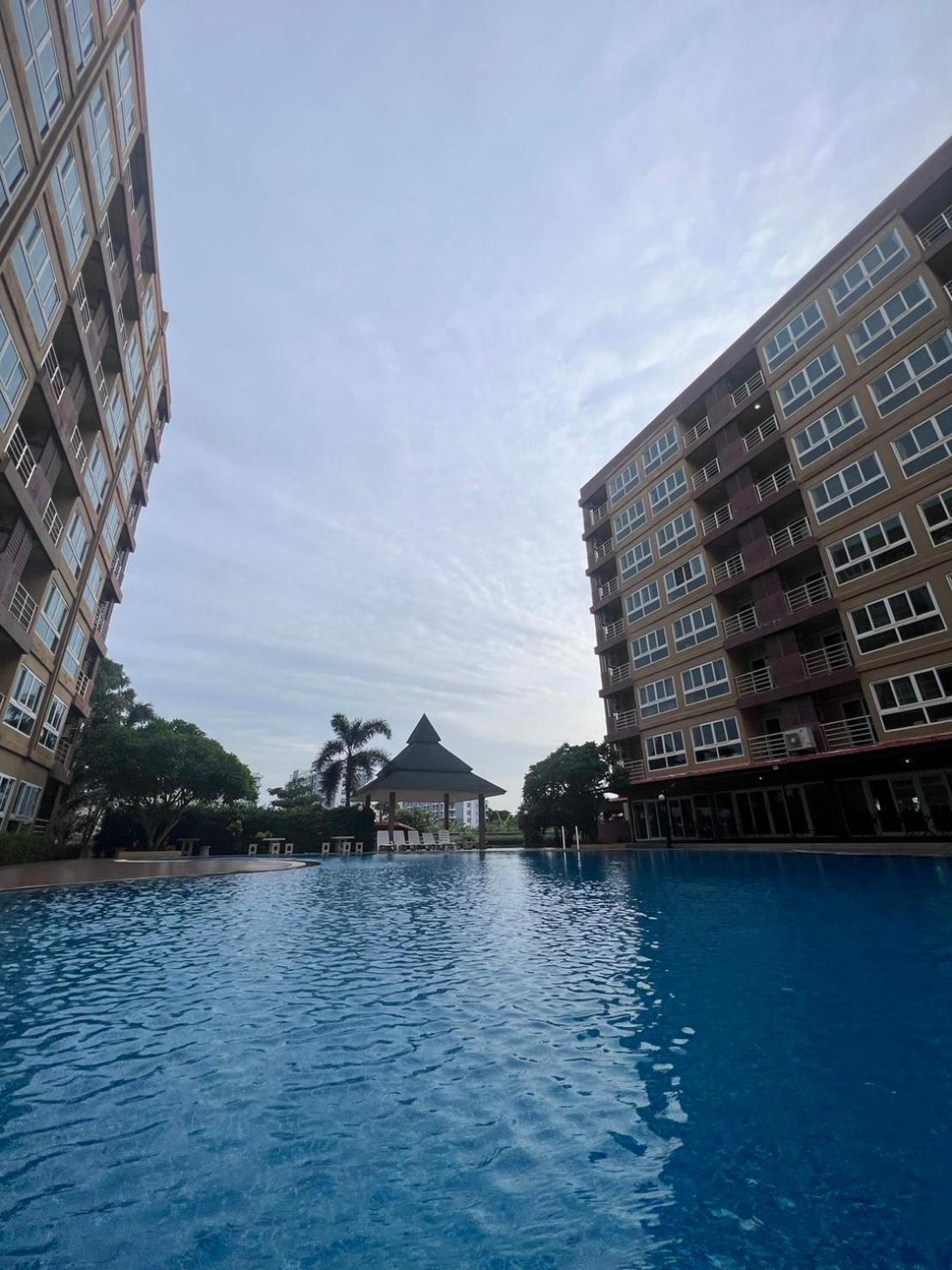 H2Do Hotel Ban Khlong Sanam Phli Exterior foto